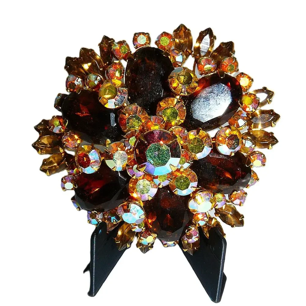 Vtg Gold Tone Aurora Borealis Rhinestone Brooch Pin 3